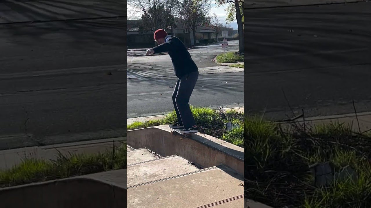 Friday vibin’ @louiebarletta 😎<br />📱 @a_monnie<br />#KruxTrucks