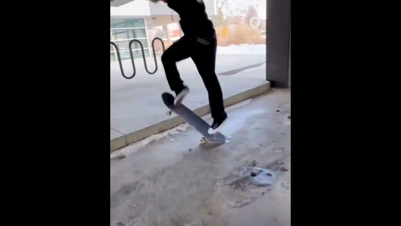 Black Widows K5 DLK 🕷 Features our revolutionary inverted kingpin allows ultimate grind clearance, strength and rigidity. Grab a set at your local!<br />#KruxTrucks<br /><br />7.60, 8.0, 8.25, 8.5 & 9.0 📏