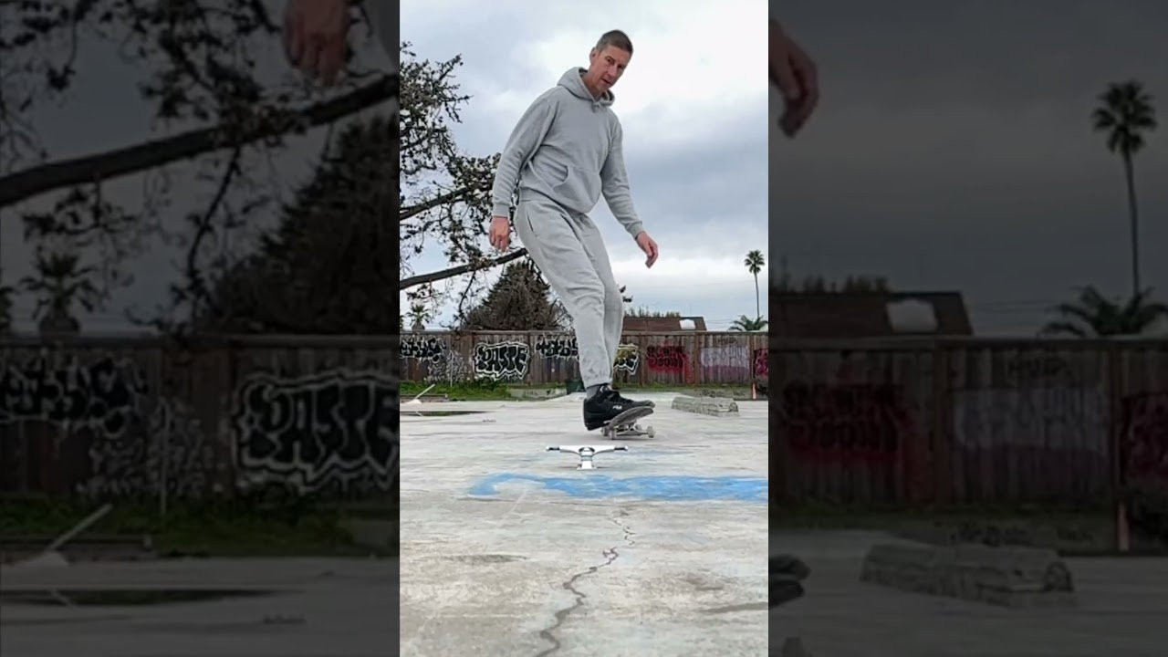 Newly designed K5 Downlow DLK 💎 Featuring hollow axle, hollow inverted kingpin with a 51.5mm axle height pur-fect for flip tricks! Offered in 8.0 & 8.25 📐<br />#KruxTrucks<br />*Patented Design