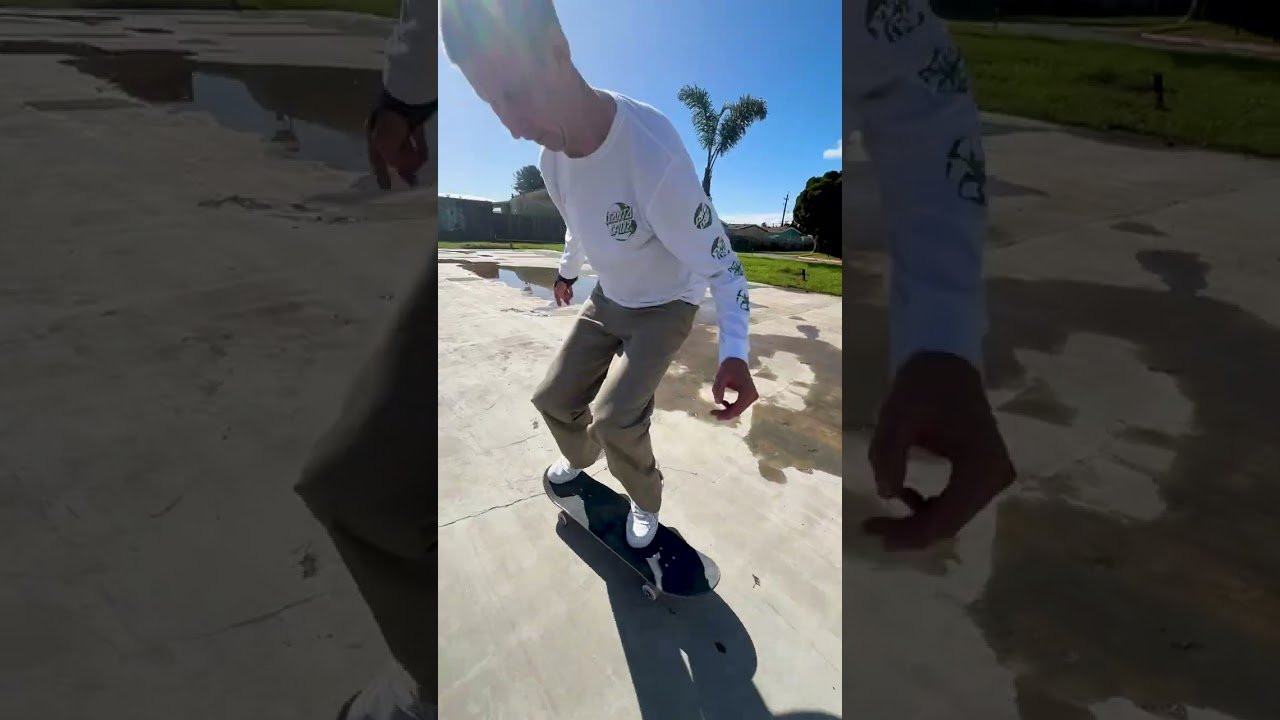 Introducing the K5 Downlow DLK 💎 Featuring hollow axle, hollow inverted kingpin with a 51.5mm axle height. The Downlow has the hole-y trifecta of what you need in a truck; lightweight, hella grind clearance, and easy flipping with that lower contact point ☑️ Offered in 8.0 & 8.25<br />#KruxTrucks<br />*Patented Design