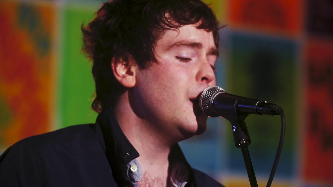 Los Angeles trio TWIN XL performs ‘Good’ from their debut EP, How To Talk To Strangers, live in the Hurley Studios. <br /><br />Find them on tour with Jukebox the Ghost and The Mowgli’s in March. <br /><br />Find Dates and Tickets here: https://twinxl.band/<br /><br />Connect with TWIN XL:<br />https://instagram.com/wearetwinxl<br />https://twitter.com/wearetwinxl<br />https://www.facebook.com/wearetwinxl/<br />https://spoti.fi/2EynibL<br />https://apple.co/2U9dKcL<br /> <br />Stream TWIN XL’s Debut EP “How To Talk To Strangers”:<br />https://fanlink.to/TWINXLHowToTalkToStrangers<br /><br />Directed by Daniel Ybarra<br /><br />#twinxl #hurley