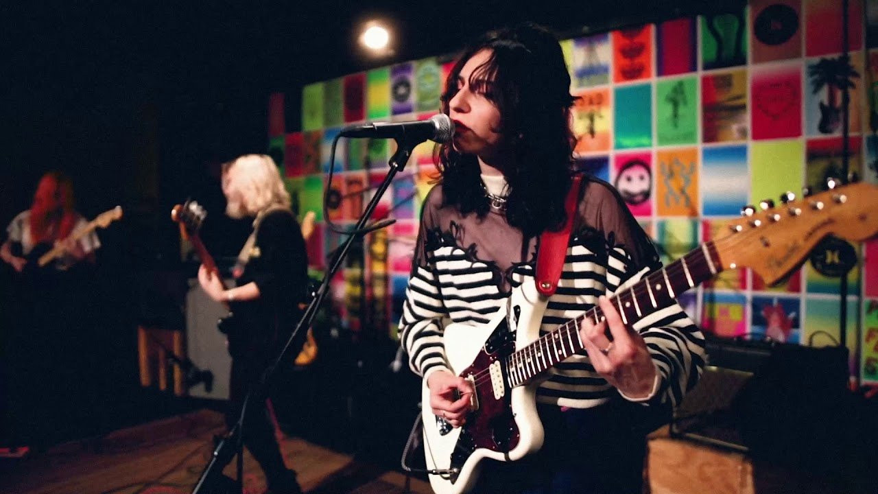 FEELS plays their new song 'Post Earth' – the title track from their upcoming album dropping February 22nd. <br /><br />Order the album here: http://smarturl.it/FEELSPostEarth<br /><br />Get tickets for the record release party on February 19 at The Echo! here: https://bit.ly/2X1522b<br /><br />Directed by Daniel Ybarra<br />Like or Share for a chance to win 2 guest-list spots, a limited edition poster and a signed test pressing of FEELS new album POST EARTH<br /><br />Connect with the band here: <br />www.feelstheband.com<br />IG: @feelstheband