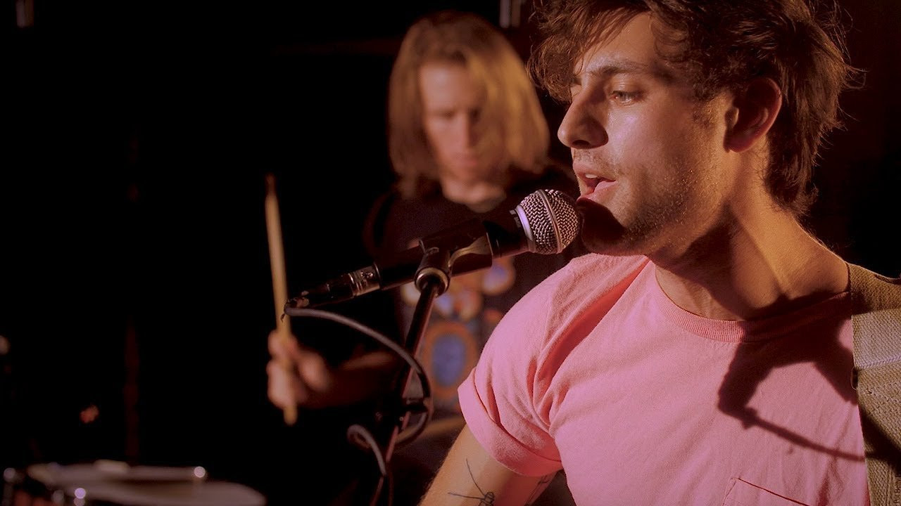 Yoke Lore plays a live version of the new single, ‘Ride’ – live in the Hurley Studios. Enjoy. ⚡️<br />--<br />More information on Yoke Lore: <br /><br />‘Absolutes’ EP available now - http://www.yokelore.com/store/<br />Touring soon in EU and US - http://www.yokelore.com/#shows<br />Official website: http://www.yokelore.com/