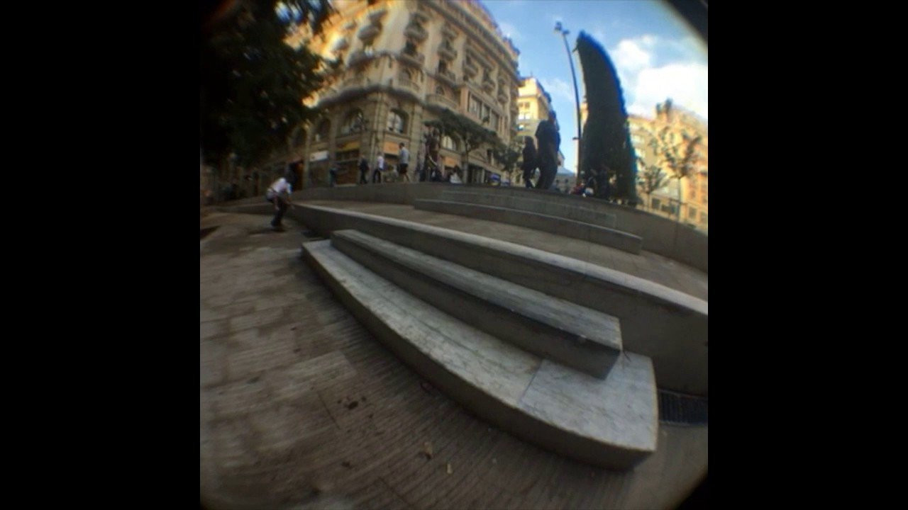 GRONZE /¿ QUE TAL ? ( iphone video ) with : Jose Vivero Diaz . Samuel Perrado Verrier . Mikel Vidal . Anthony Fouillé .Arnau Truque Fernandez . Max Geronzi . Antoine Volle . Thierry Gormit .