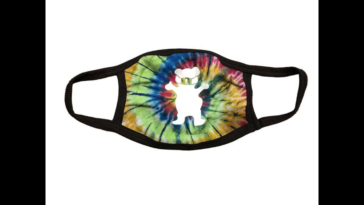 These Grizzly face masks drop tomorrow, Saturday April 18th, at 12pm PDT (noon LA time). Proceeds will be donated to the Local Hearts Foundation. Available in black or tie-dye. Each tie-dye mask will have it's own unique colorway. <br />.<br />The Centers for Disease Control and Prevention (CDC) recommends wearing cloth face coverings in public settings where other social distancing measures are difficult to maintain (e.g., grocery stores and pharmacies), especially in areas of significant community-based transmission. <br /><br /><br />#GRIZZLYGANG #GrizzlyGriptape #localheartsfoundation ❤️