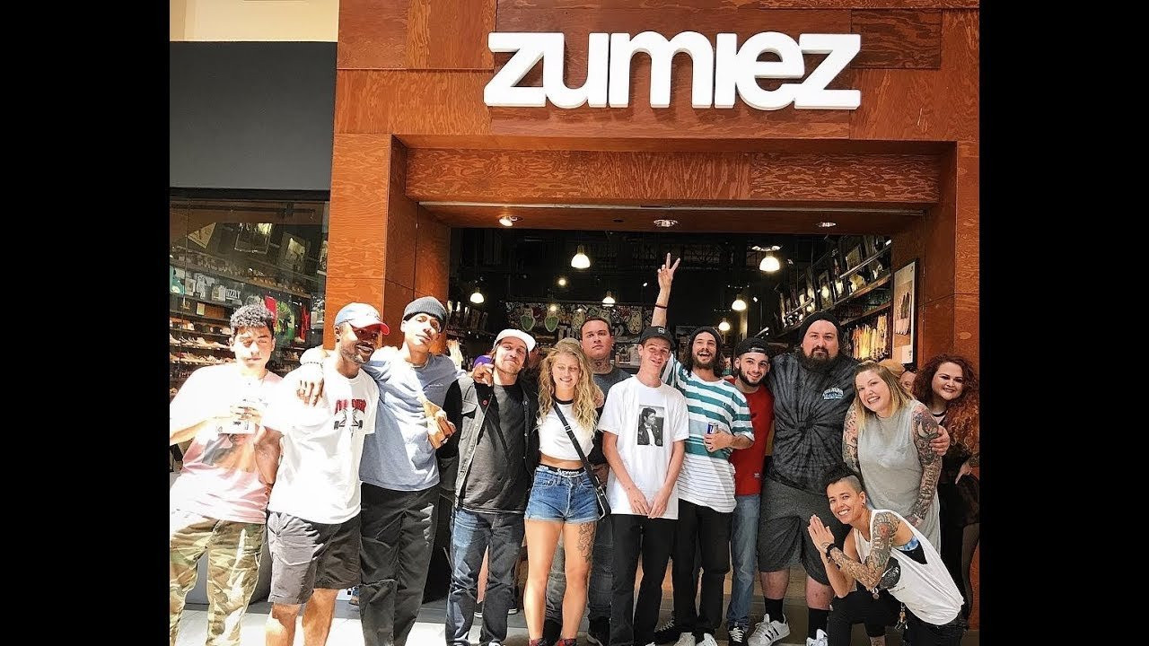 This past weekend Torey Pudwill and the Grizzly Gang went to North Carolina for a Zumiez signing at Concord Mills. The team signed autographs, took pictures, gave high fives, and kicked it with the homies! After the signing Torey, Boo Johnson, Dashawn Jordan, & David Reyes hit some local skate spots and stacked a few clips!<br /><br />Video: Dan Abadi <br /><br />FOLLOW GRIZZLY GRIPTAPE <br />SNAPCHAT - @GrizzlyGriptape<br />INSTA - @GrizzlyGriptape<br />TWITTER - @GrizzlyGriptape<br />FACEBOOK - Facebook.com/grizzlygriptape