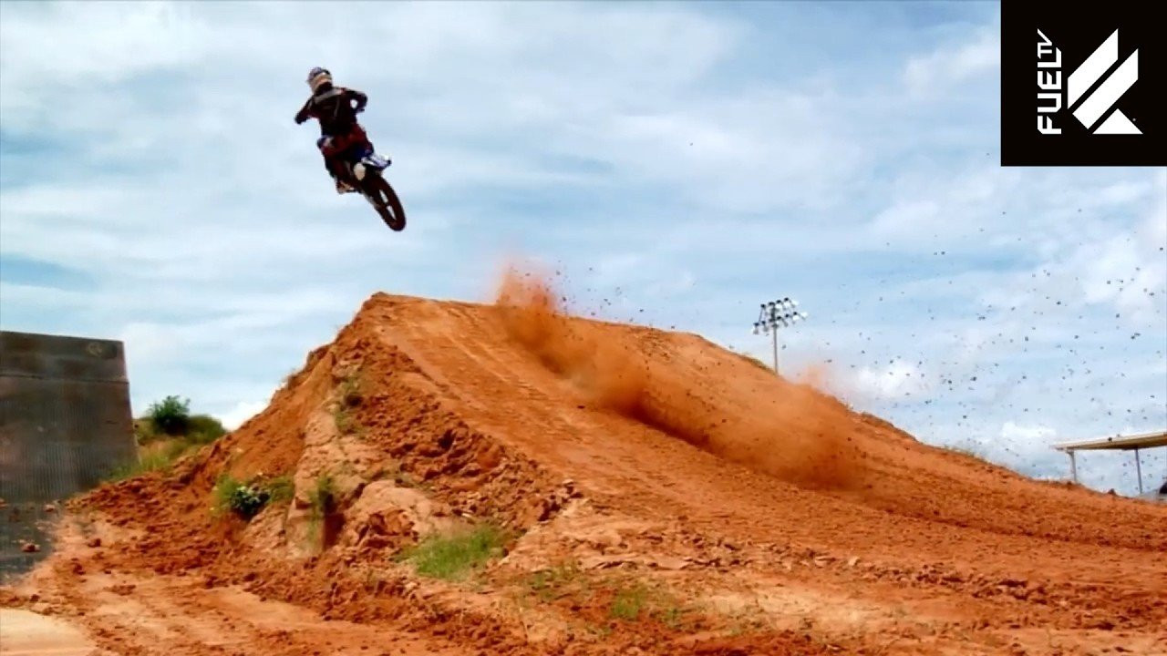 James “Bubba” Stewart returns from California to resume training at the Compound. A visiting family interferes with his focus, but James takes time to give the visitors some words of wisdom.<br /><br />#BubbasWorld #JamesStewart #Motocross #Supercross #TheVisitors #FUELTV #Motorsports #BehindTheScenes #RacingLegend<br /><br />🛹 Thanks for subscribing! 🛹 https://youtube.com/@fueltv?sub_confirmation=1<br /><br />Watch more at https://fuel.tv