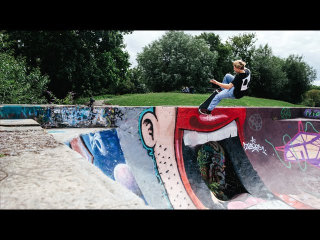 Introducing the New etnies Joslin vulc, a team favorite designed by Chris Joslin. <br />Watch Aidan Campbell, Nick Garcia & Barney Page lace up all 3 colors of the New Joslin Vulc and bring their skills to some local spots. <br />https://www.etnies.com/