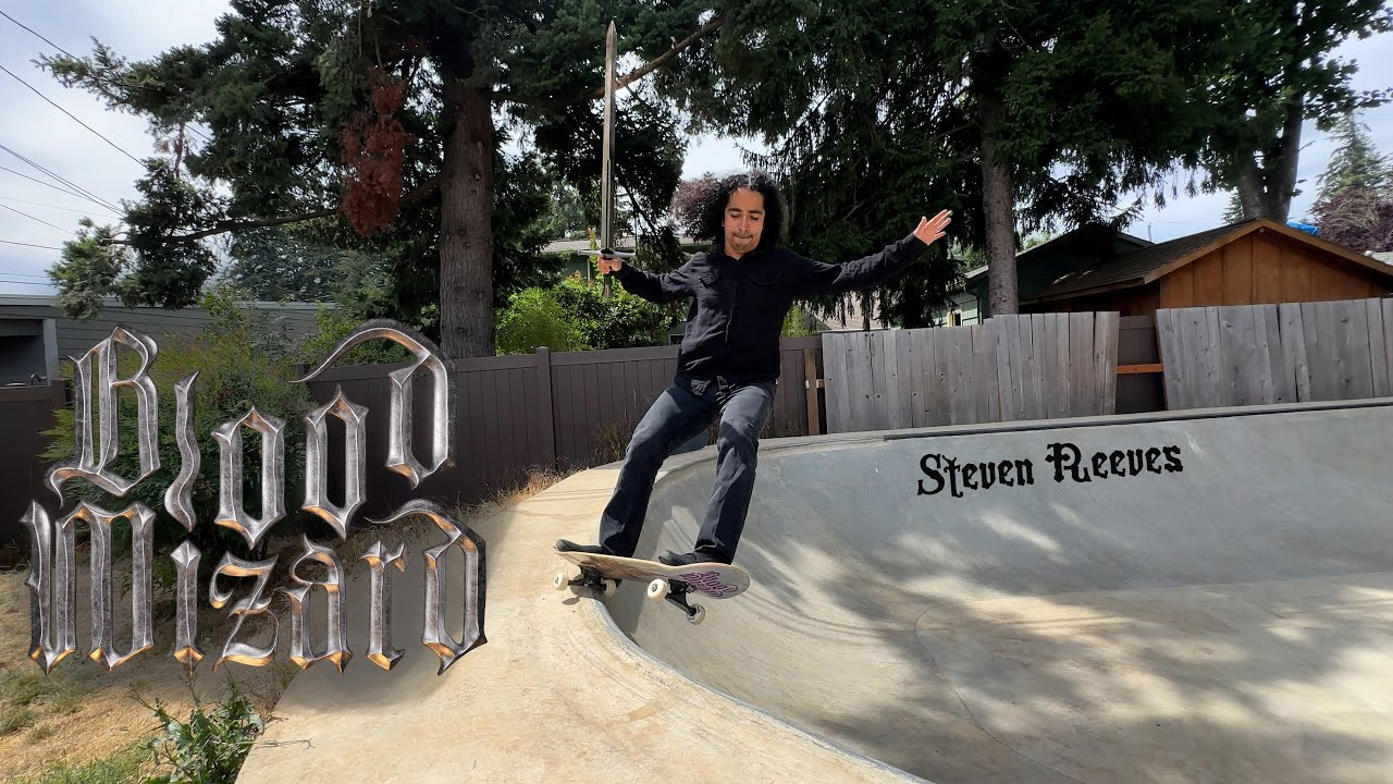 Steven Reeves slays a backyard in Northwest. On the Mami Tezuka 8.25 Outer Realms.<br />https://shop.bloodwizard.com/<br />Filmed by George Phillips<br />Music: The Sword - The Sundering