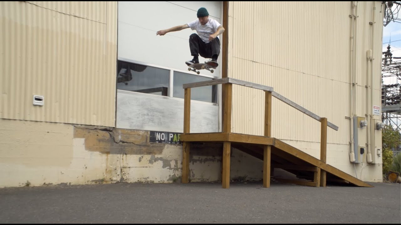 We took a trip from the IE to Portland and back.<br />Filmed and Edit: Grant "Skippy" Levy<br />https://shop.bloodwizard.com/