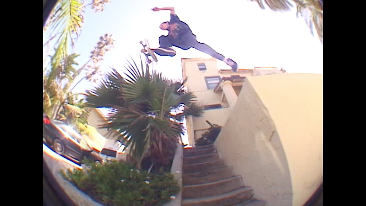 Ye ol VX clips. Magic from Riley Willey<br />Filmed and Edit: Nate Correia<br />http://bloodwizard.com/<br />Song: Alabama Electric Circus by Link Wray