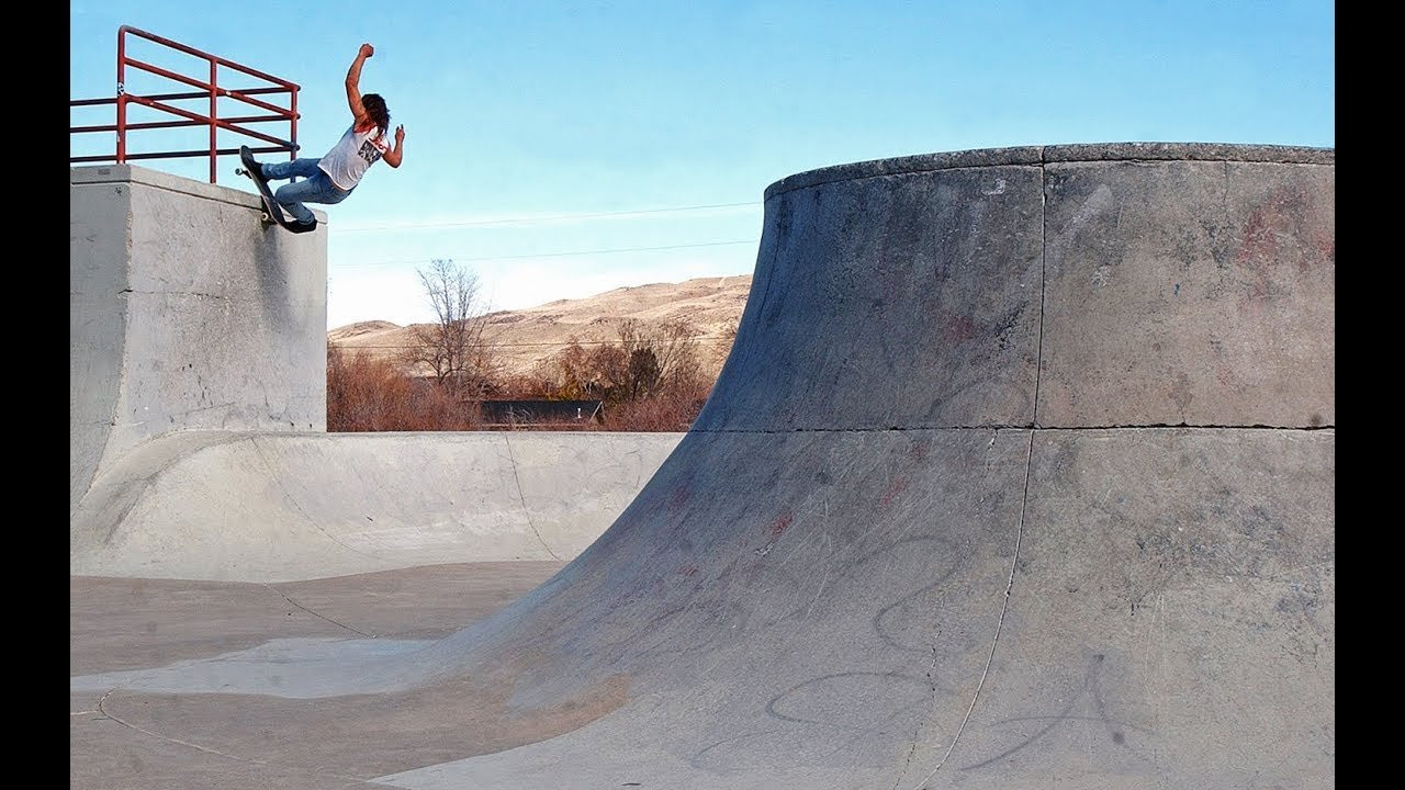 We took a trip to Reno and these are some of the raw clips.<br />Some which can be seen in Mythical and Magical.<br />http://bloodwizard.com/<br />Filmed by Grant "Skippy" Levy