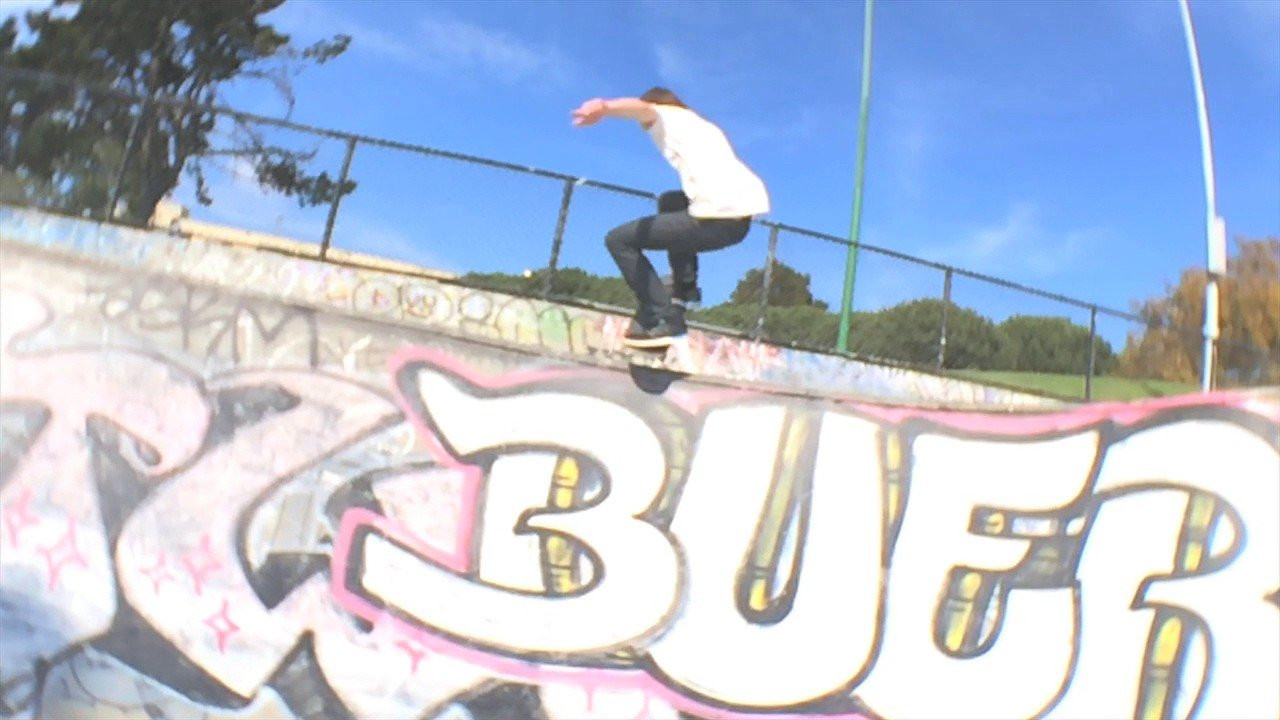 A couple of days at Potrero Del Sol skatepark with Nich Kunz, Mark Dillard, Nosey , Jack Given, Keegan Sauder, Toad. Filmed and edited by Antonius Dintcho<br />http://www.bloodwizard.com/
