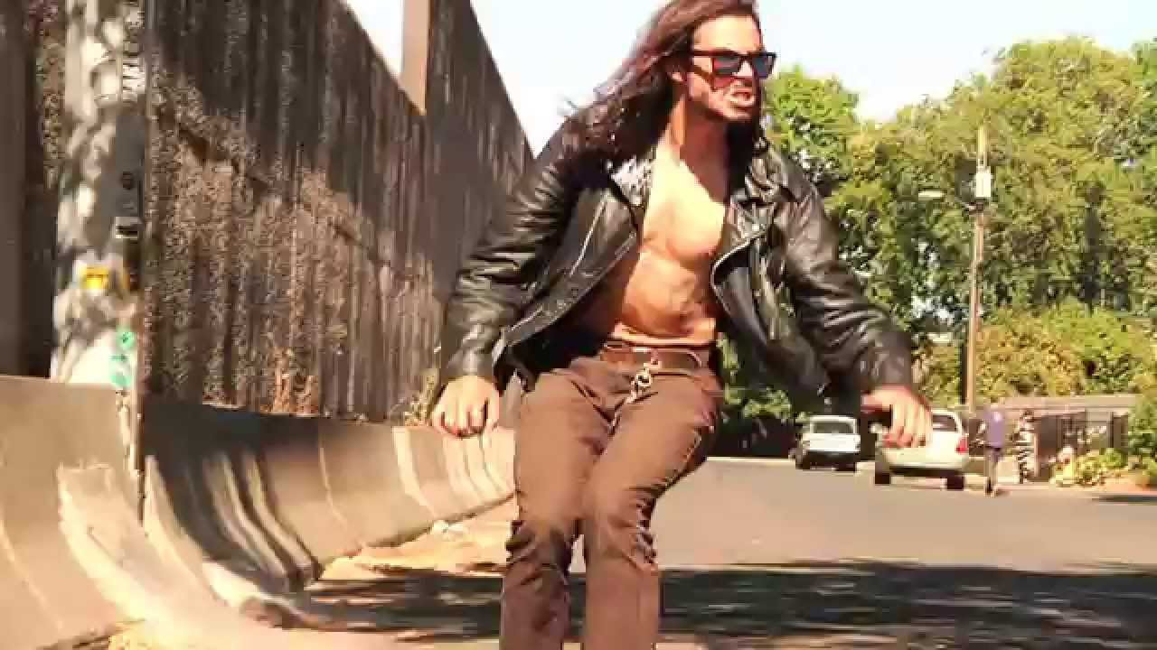 The North Western Wizardry Tour was engulfed in a fiery torrent of debauchery and drinking as soon as we set out from Sacramento...<br />With ANAKIN SENN, JULIAN SENN, DREW DEZORT, JERRY GURNEY, MARISSA DAL SANTO, ROB MASON, SHEA COOPER, TOAD and TRISTEN MOSS. Special Guests MASON MERLINO and ROCCO<br />Filmed: Nathan Correia and Toad<br />Edit: Nathan Correia<br />http://bloodwizard.com/