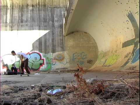 Recap of some Grassers in 2013 with BW Rippers- CHRIS GREGSON, TRISTEN MOSS, MIKE MANZOORI, JACK GIVEN, DREW DEZORT, and JERRY GURNEY<br />http://bloodwizard.com/<br />Edit by Antonius Dintcho<br />Filmed by Toad, Zack Dowdy, Mike Manzoori, Sk808, Austin Ayub, Jeff Biedenback
