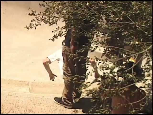 Some dwellings we explored while we were in San Diego with BW Rippers Jerry Gurney, Anakin Senn, Jerry Gurney, Toad, Rob Mason, Drew Dezort and friends of the Dark Forest- Mason Merlino, Matt Hourani, and Anthony Schultz.<br />Filmed and Edit by Chris Gregson<br />Music by Jack and Jerry<br />http://bloodwizard.com/