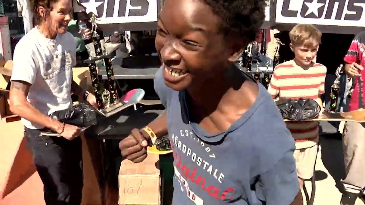 Locals Only 2023 presented by Converse Cons. <br /><br />The Contest went hard this year! Here's a video recap in case you missed it.<br />Shout out to everyone that skated or rolled out to show their support. <br /><br />Filmed by Brian Masterson & Tim Vasquez. Edited by @timvasquezAZ <br /><br />Thank you Converse Cons, Bones Wheels, Real Skateboards, Independent Trucks, Mob Grip & Bones Bearings for making this contest possible.