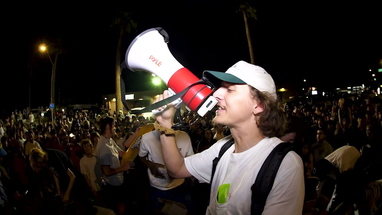 Cowtown’s GSD2023 STREET SESH presented by EMERICA!<br /><br />We closed up shop and hit Downtown Phoenix for this year’s Go Skateboarding Day. With streets closed, ramps set & tons of giveaways - The homies barged it!<br /><br />It was one hell of a night. In case you missed it, here’s the recap edit. <br />Filmed by Brian Masterson & Tim Vasquez.<br />Edited by @timvasquezAZ <br /> <br />Thanks Odin Poilovs, Riley Johnson, Steven Salazar, Tim Cisilino, @PlayboyManbaby Hawkins Build Co. and everyone that rolled out!<br /><br />Special thanks to @emericafootwear for making the night possible.