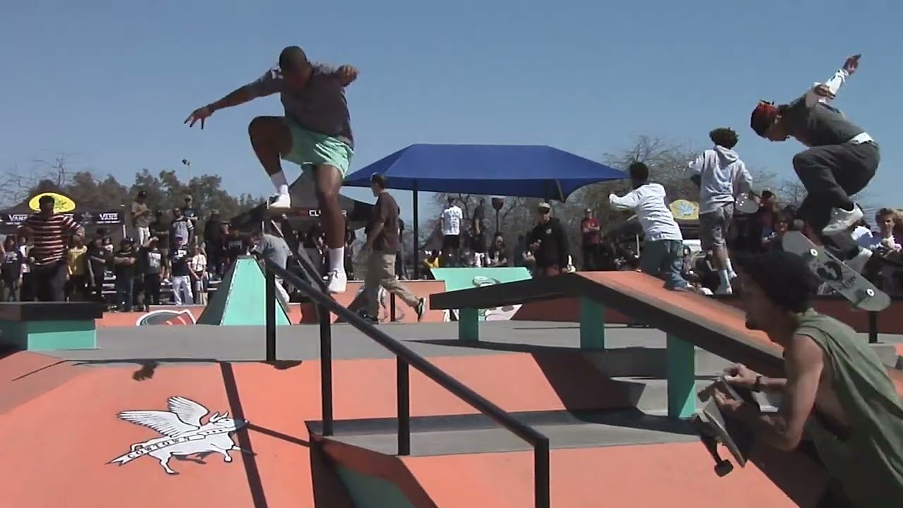 PHXAM2023 BEST TRICK PRESENTED BY VANS.<br /><br />This year Vans picked 3 props and 3 winners for Best Trick, each winner getting a $1k prize purse! With only 10 minute jams on each prop, it was absolute chaos! Here's some highlights in case you missed it!<br />Filmed by Brian Masterson, Julian Avila & Thomas Tucker.<br />Edited by Tim Vasquez.<br /><br />Congrats Logan Mozey, Jahncarlos Gonzalez & Cordano Russell for their wins.<br /><br />Thank you VANS and all our sponsors for making this event possible. <br /><br />Real Skateboards, Independent Trucks, Bones Wheels, Thrasher Magazine, Mob Grip, Autumn Headwear, Bones Bearings, Pro-Tec, Nixon & YETI.