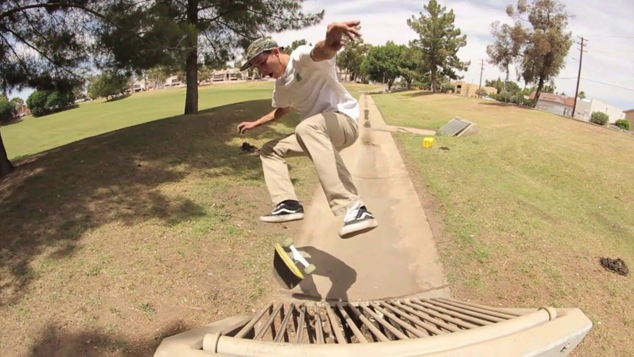 SkateAZ has recently released their second Valley Fever skate video. This is our montage that was featured in it. Skating Danny Barrera, JohnRob Moore, Rayce Davis, Adrian 'Worm' Ortega, Aldo Reyes, CJ Bartlett, James Link, Donovan Nearing, Zach Jordan, Andrew Forrest, Michael Eddy and Miles Canevello. Filmed and Edited by Tim Vasquez. Music: The Heavy- ' Short Change Hero'- The House That Built Dirt.