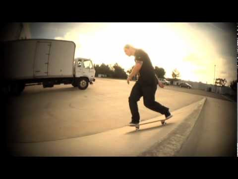 Here's a little warm-up clip of Gallant and a special guest.