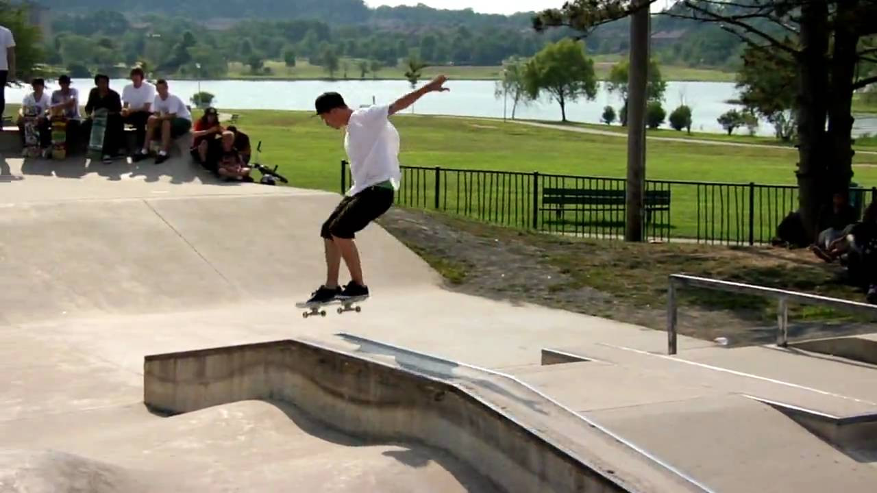 Heres some footage of a demo we did for NJ in Sayreville on another 100 degree day. Luckily the ice cream truck was there watching the whole time. Nieratko hooked it up with a sweet barbeque at his house and a bunch of porno for the team.