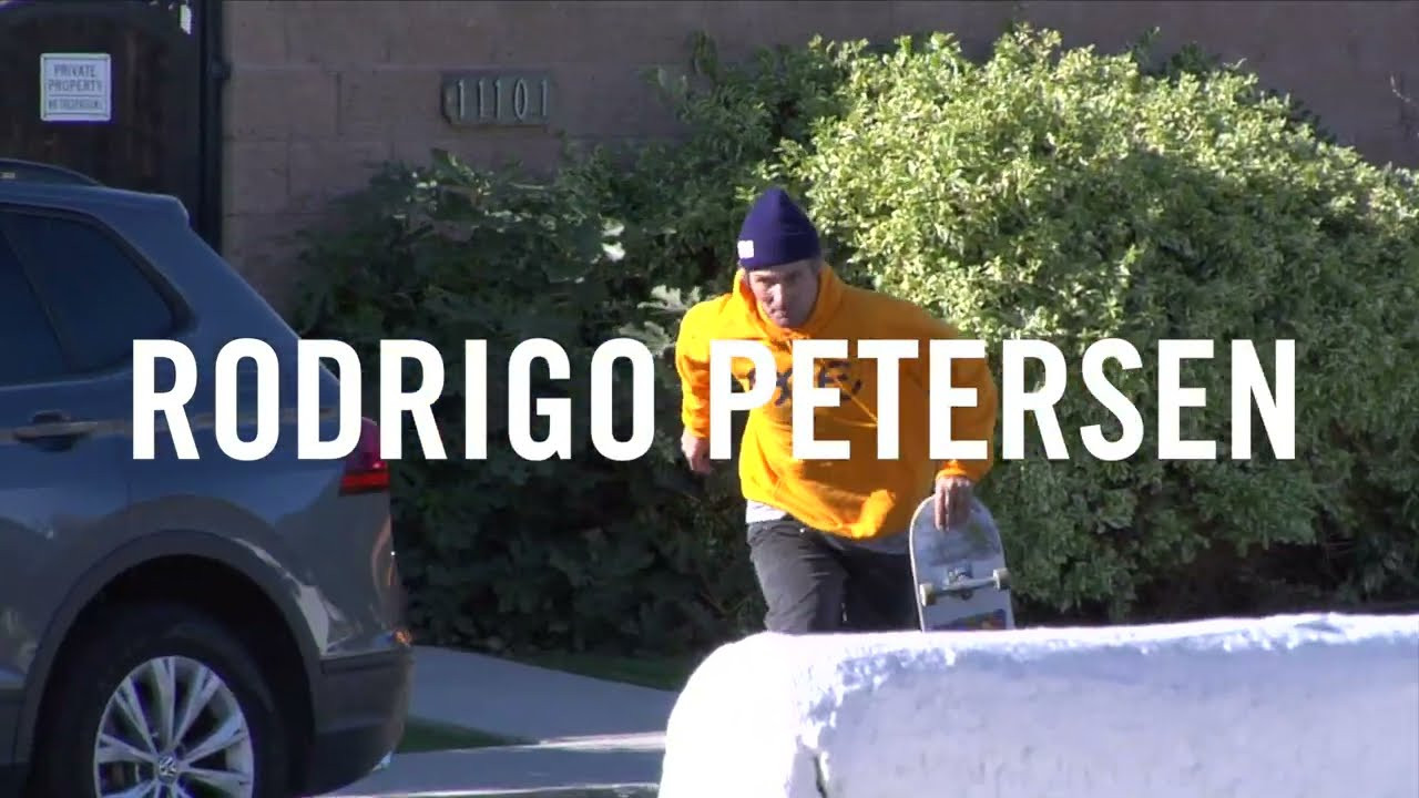 Reegs hits a couple local spots in between meetings at the office.<br /><br />Filmed by: Mark Nisbet