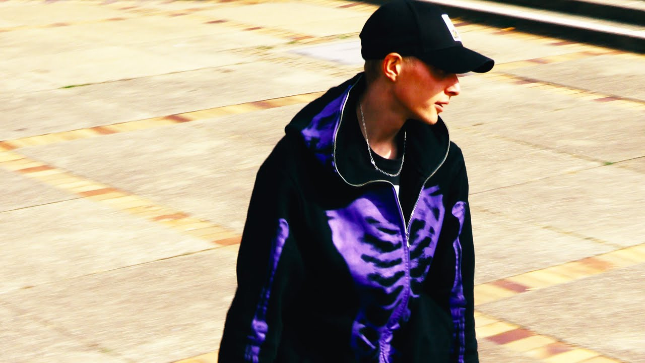 Join us for an exciting skateboarding adventure as we explore the unique and captivating aesthetic of Marzahn, an eastern district of Berlin. And we won't be alone - we'll be joined by two Berlin locals, Gino Körner and Isidor Hamos, who will guide us through this hi-rise housing project gone wrong, and show us all the hidden spots and epic shreddable concrete landscapes.<br /><br />While Marzahn might not be the hippest part of Berlin, its unusual and striking architecture offers a vibe like no other. And for skateboarders, this vast concrete landscape is the ultimate playground. You won't want to miss a single moment of our journey as we skate, explore and push our limits to the max.<br /><br />And let's not forget about Gino Körner! As a local Berlin skater, Gino has been shredding the city's streets for years and has become a household name in the Berlin skateboarding community. With a unique style and a love for pushing boundaries, Gino will show us the best spots to skate and jump a big stair.<br /><br />Gino and Isidor are both sporting the New Balance Tiago Lemos on this adventure. These stylish and high-performance skate shoes are designed to help skateboarders like Gino and Isidor push their limits and perform their best on any terrain. <br /><br />So get ready for an unforgettable adventure with Gino Körner, Isidor Hamos, and our team as we discover the hidden gems of Marzahn. Don't miss out on this one-of-a-kind skateboarding experience!<br /><br />✅ Sub To The Channel For More Videos: https://youtube.com/doseskateboarding<br /><br />👉 Visit: http://doseskateboarding.com<br />👉 Follow: http://instagram.com/doseskateboarding/<br />👉 Twitter: https://twitter.com/doseskate<br />👉 TIKTOK https://www.tiktok.com/@doseskateboarding<br /><br />Skaters:<br />Gino: https://www.instagram.com/lambor.gino/<br />Isidor: https://www.instagram.com/easy__door36/<br /><br />Filmed and edited by BTK: https://instagram.com/britthekid<br />Additional filming: Luke https://www.instagram.com/escapismist/<br />Music: Song 4+5 by Flawless Issues https://www.instagram.com/flawlessissuess99/<br /><br />Featured products:<br />New Balance Tiago Lemos https://www.newbalance.de/<br />Marshall Willen Portable Speaker https://www.marshallheadphones.com/de/de/<br /><br />Subscribe to DOSE for more skate event recaps!<br />Find News About Skateboarding Every Day at http://doseskateboarding.com