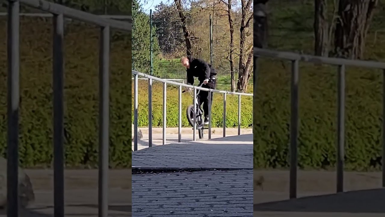 https://cultcrew.com<br />#bmx #cultcrew <br />Kilian Roth 🔥