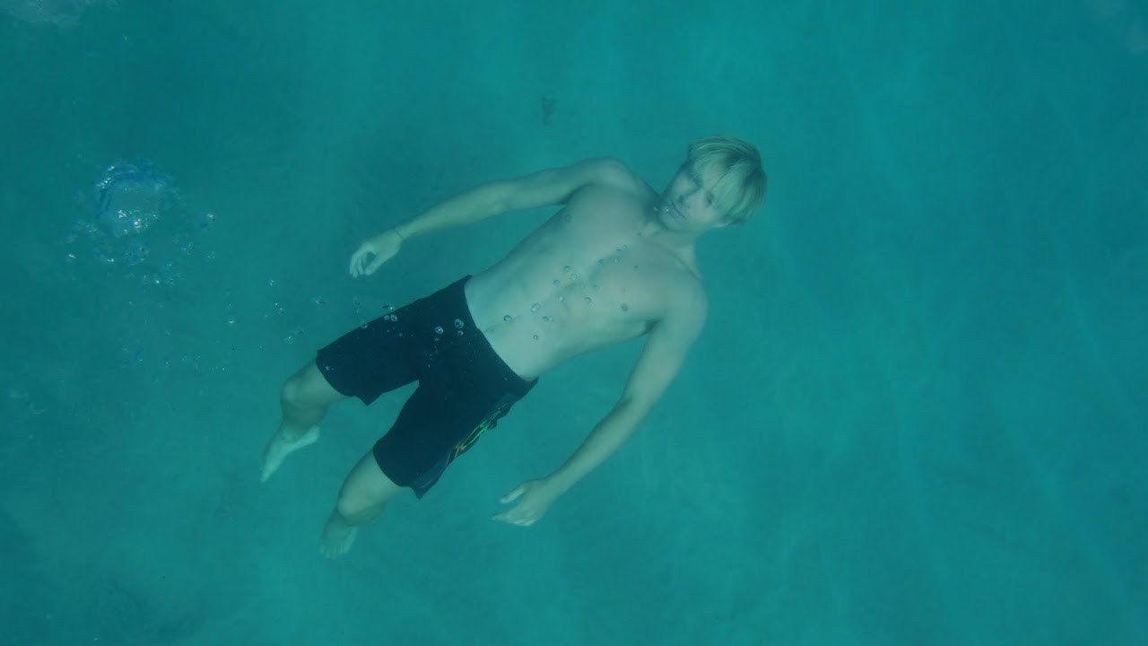 There’s more beneath the surface. Meet our newest D’Bah Airlite, trusted by Ethan Ewing. An engineered performance boardshort featuring our award-winning Airlite technology, that brings three high-performance fabrics seamlessly together, giving you flexibility, stability and comfort where you need it most - and made from recycled PET bottles. ♻️<br /><br />Shop the Diamond Daze collection here: https://bit.ly/3m0wvlo<br /><br />Subscribe to Billabong for more videos: https://www.youtube.com/user/billabong<br /><br />Visit www.billabong.com for the latest athlete news or follow us on social for up to the minute updates:<br /><br />Instagram | https://www.instagram.com/billabong/<br />Facebook | https://www.facebook.com/Billabong/<br />Threads | https://www.threads.net/@billabong/<br />TikTok | https://www.tiktok.com/@billabong/