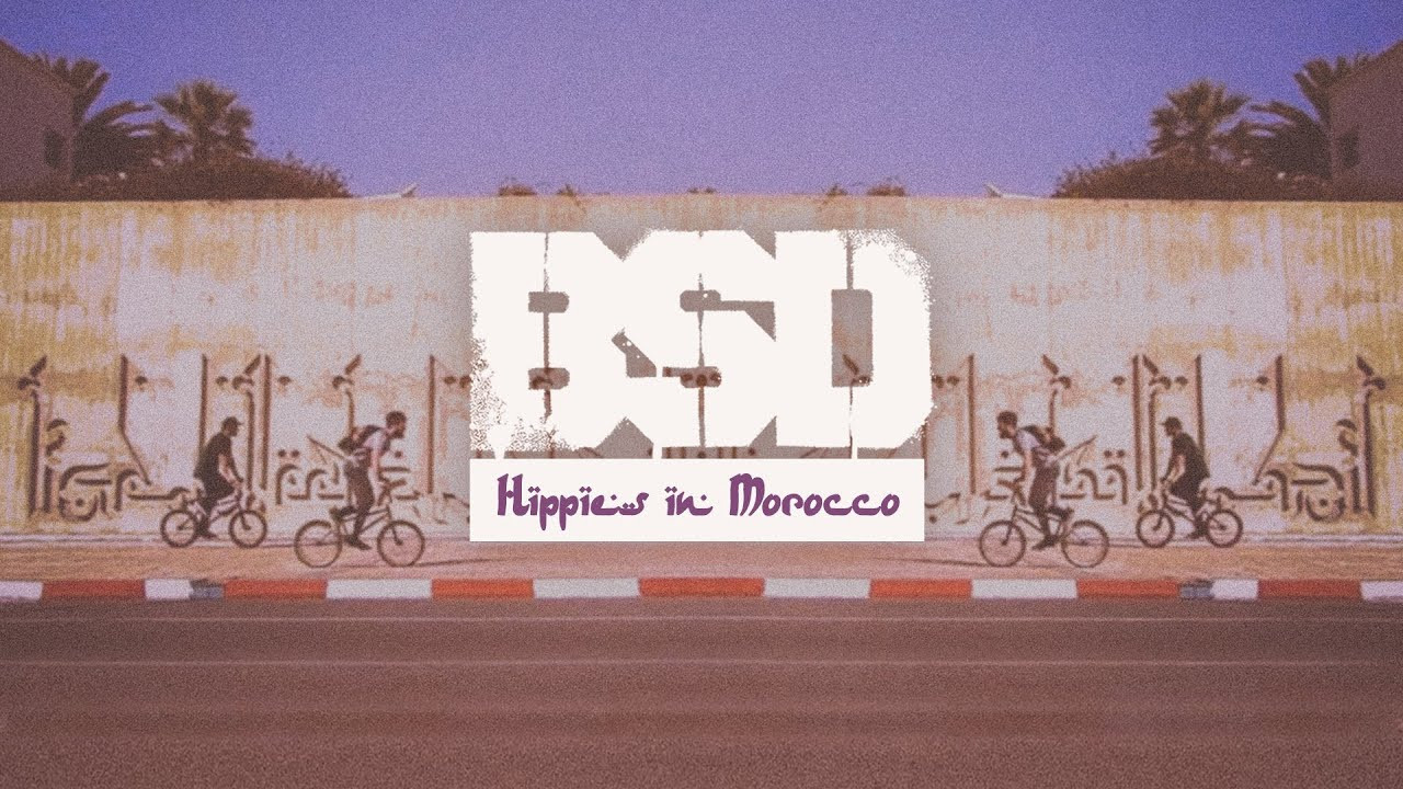 French hippies Antony Lille and Luc Legrand sailed to North Africa and headed off the beaten track in search of some weird and wonderful spots.<br /><br />Filmed and edited by Antoine Sabourin.<br /><br />www.bsdforever.com