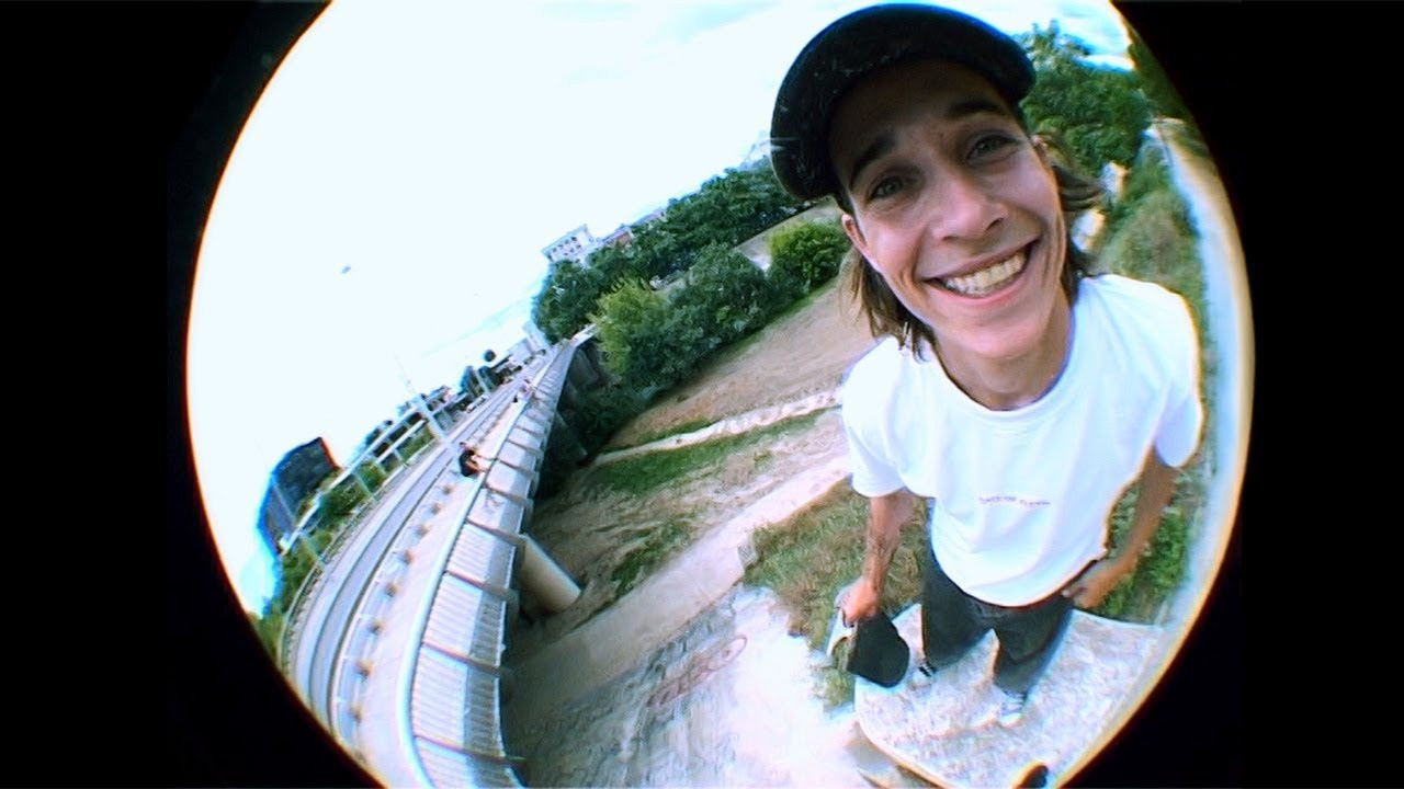 Marcel “Tylo” Tiffou with his first part, mainly filmed in the South of France.<br /><br />Filmed and edited Basile Marion | Additionnal filming Thomas Vivier <br /><br />Musical Remix Raphael Espel<br /><br />Musique : Dilly Dally - Sober Motel<br /><br />website // www.bubbleskatemag.com<br />instagram // @bubbleskatemag<br />tiktok // @bubbleskatemag