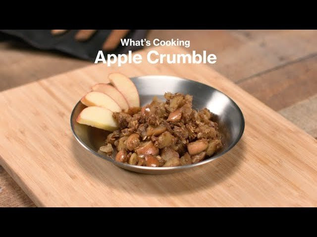 You need to make this subtly sweet spin on a traditional apple dessert with a healthy oat crumble.