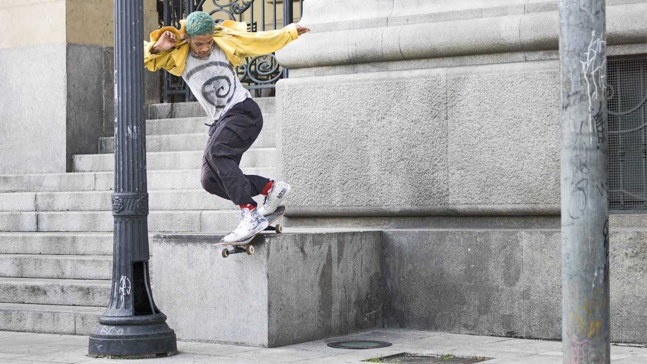 Assim como no skate, Felipe Oliveira usa o Chuck Taylor como uma plataforma pra expressar suas ideias. #ChuckStories<br /><br />Filmado e editado por Guilherme Guimarães<br />Trilha Sonora por Ruy Rascassi<br /><br />#Converse #ConverseCons