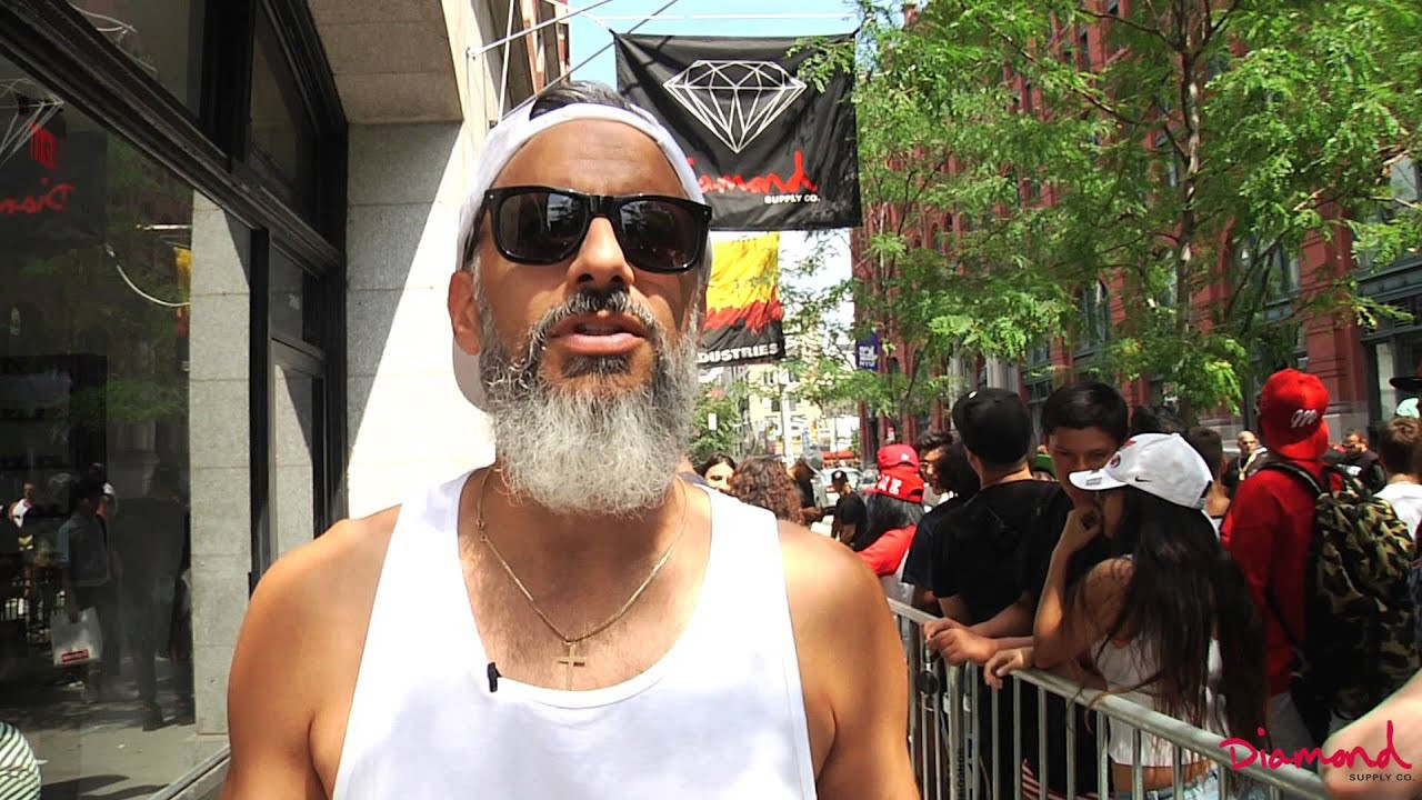 Enjoy the videos and music you love, upload original content, and share it all with friends, family, and the world on YouTube.