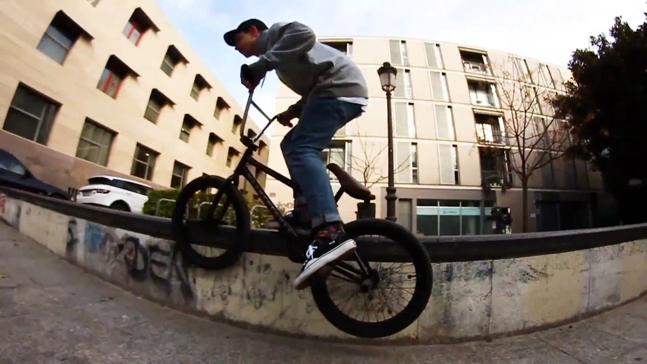 UK shredder and Source BMX connect Max Hedges (@waxledges) coming through with some lines out in Valencia last week whilst hiding from the British Winter.<br /><br />Filmed/Edited by Ali Jassim (@a.jassim_uk)<br /><br />http://eclatbmx.com/