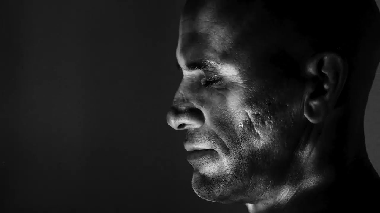 Press here: bit.ly/3R0pYEh for more Great White Twin.