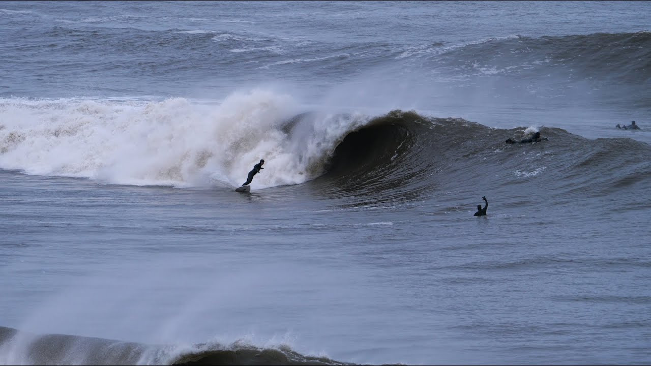 It may look a bit uninviting, but this British reef break produces some really good waves on its day. Cold brown water and freezing air temps may not be everyone's cup of tea, but if you can tolerate the frigid conditions there is opportunity to get seriously shacked at this place.<br /><br />If you like the content, please subscribe to the channel here: http://bit.ly/2NPrV5H<br /><br />IF YOU WANT TO CREATE SURF VIDEOS LIKE THIS CHECK OUT THE GEAR WE USE FROM AMAZON: <br /><br />Our camera: https://amzn.to/3XHjiMe <br />Our drone: https://amzn.to/3HauKJg <br />Our main lens: https://amzn.to/3Jo9qCU <br />Our other lens: https://amzn.to/3Ji9XWW <br />Our main tripod: https://amzn.to/3Y6yUZG <br />Our second tripod: https://amzn.to/3Hh9EsJ <br />Our second tripod head: https://amzn.to/3WPpsbQ <br />Our camera bag: https://amzn.to/3HdvTzH <br />The laptop we edit on: https://amzn.to/3Hdwb9L <br />Our external hard drive: https://amzn.to/3Y2lJc0 <br /><br />_____________________________<br /><br />Social media accounts:<br />Instagram: https://www.instagram.com/global.zoo.co/?hl=en<br />Facebook: https://www.facebook.com/Global.Zoo.Co<br /><br />_____________________________<br /><br />DISCLAIMER <br />Some of the links above are affiliate links, where I earn a small commission if you click on the link and purchase an item. You are not obligated to do so, but it does help fund these videos in hopes of bringing value to you! <br /><br />#Surfing #Surf #UnitedKingdom