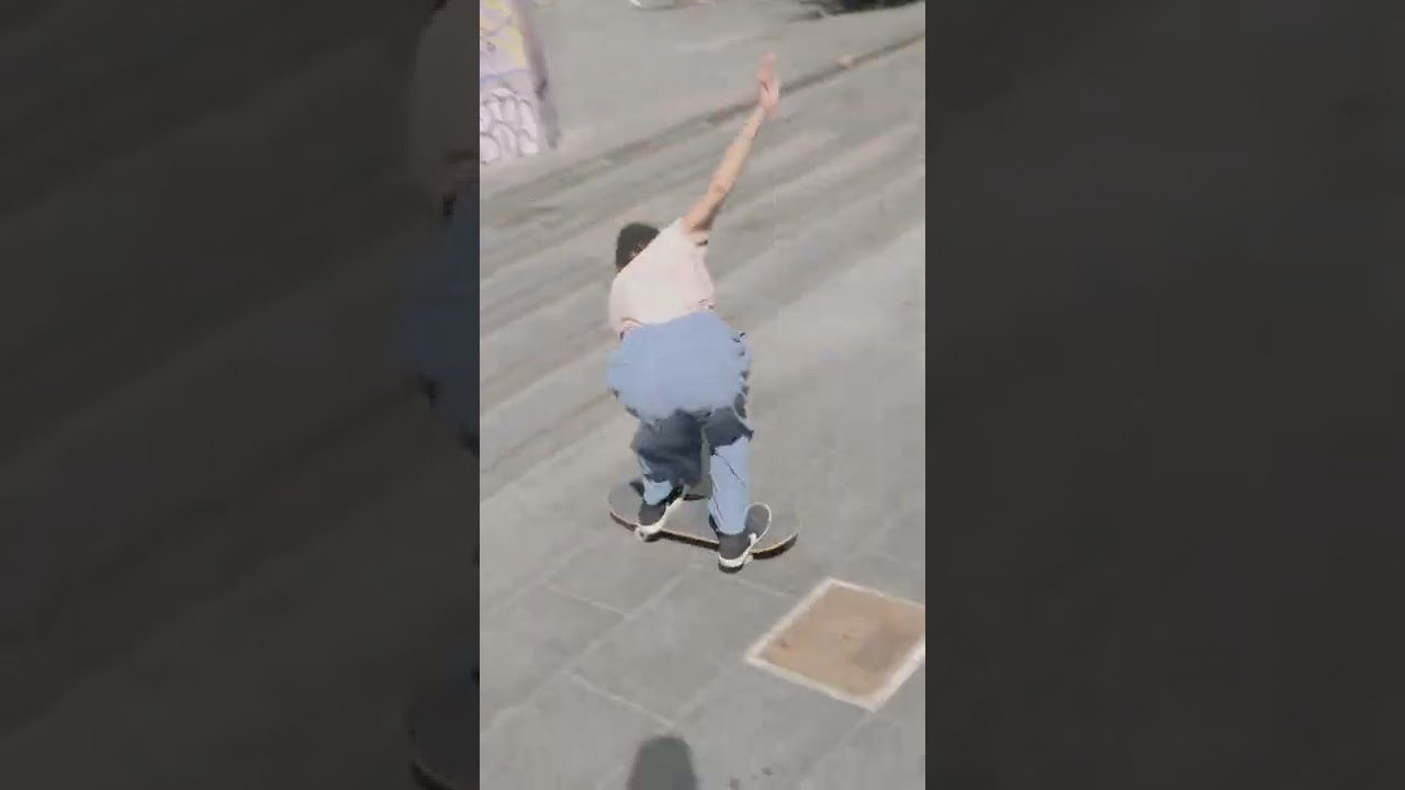 Featured skaters: <br /><br />Edit:<br /><br />Film: <br /><br />Music:<br /><br />Skateboarding in MACBA<br />https://www.macbalife.com/shop<br />http://www.facebook.com/MacbaLife<br />http://www.instagram.com/MacbaLife