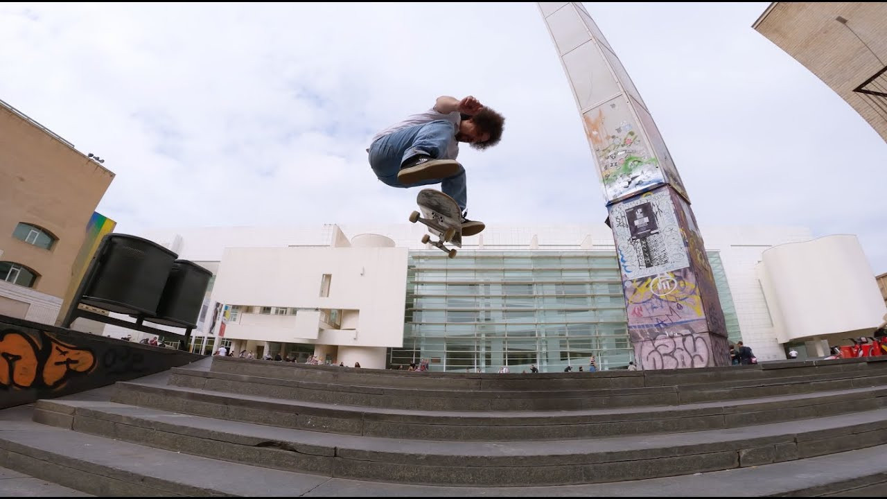 Welcome to our brand new section. We will know the story of Macba local skaters through Gochi Estrella´s Go Pro camera. <br /><br />Featured skaters: Edinson Azuaje<br /><br />Film and edit: Gochi Estrella <br /><br />Skateboarding in MACBA<br />https://www.macbalife.com/shop<br />http://www.facebook.com/MacbaLife<br />http://www.instagram.com/MacbaLife