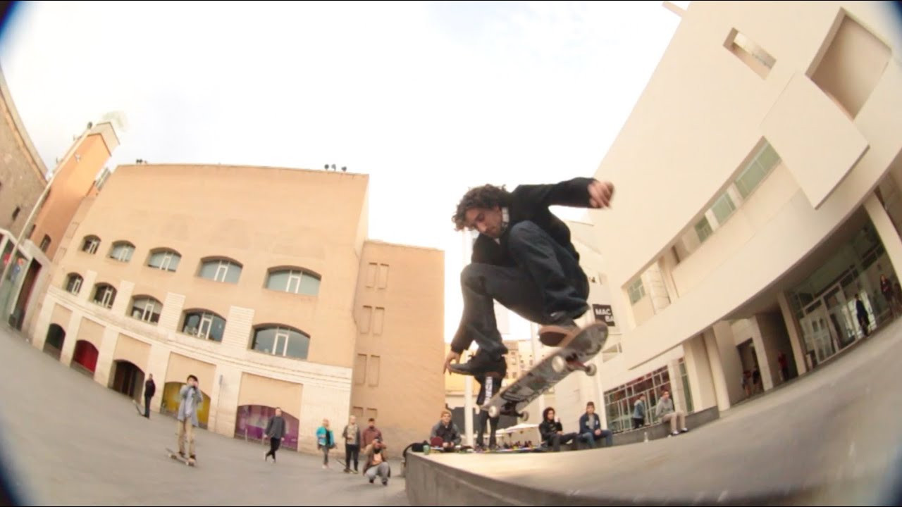 After many visits, Javi finally moved to Barcelona and stayed for 10 years. During that time, he became a Macba Local and filmed a lot of footage that became viral. Here is a compilation.<br /><br />Featured skaters: Javier Sarmiento <br /> <br /> Edit:<br /> Javier Menéndez<br /> <br />Film: <br /> Charles Chaves, Javier Menéndez, Arthur Díaz<br /> <br />Music:<br /> The Pharcyde - Passin' Me By <br /> <br />Skateboarding in MACBA<br /> http://www.macbalife.com<br /> http://www.facebook.com/MacbaLife<br /> http://www.instagram.com/MacbaLife