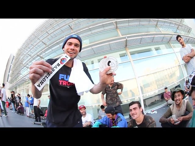 Lil recap of the day. Beer and skateboarding in an Andalé Bearings, FTC Barcelona and Macba Life event. Thanks for coming... was a really funny session. <br /> <br /><br />Edit: Javier Menéndez<br /><br />Film: Javier Menéndez, Tino Arena<br /><br />Music: Diary Of A Madman by GraveDiggaz <br /><br />Skateboarding in MACBA<br />http://www.macbalife.com<br />http://www.facebook.com/MacbaLife<br />http://www.instagram.com/MacbaLife