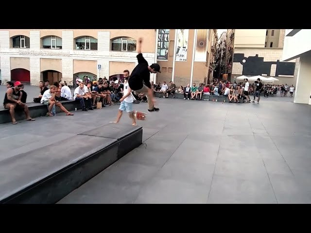 Long time Macba´s local Adrián Lobo (AKA Potter) obsessed with the ledge and stairs set. <br /><br />Featured skaters: Adrián Lobo AKA Potter<br /><br />Edit: Javier Menéndez<br /><br />Film: Patrick Edmundson and Adrián´s friends<br /><br />Music: Fuck Feelings by LGVNG ELE<br /><br />Skateboarding in MACBA<br />http://www.macbalife.com<br />http://www.facebook.com/MacbaLife<br />http://www.instagram.com/MacbaLife