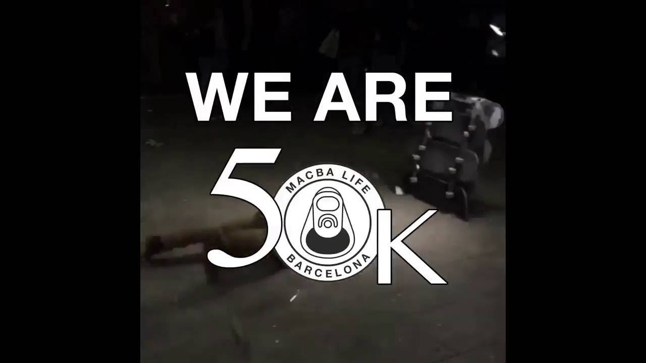 Yo dudes! We are 50k people enjoying Macba´s skateboarding through @macbalife Instagram´s profile. Check it out. It´s a updates compilation edit to say "thanks everybody". <br /> <br />Music: Ca Plane Pour Moi by The Bosshoss<br /><br />Skateboarding in MACBA<br />http://www.macbalife.com<br />http://www.facebook.com/MacbaLife<br />http://www.instagram.com/MacbaLife