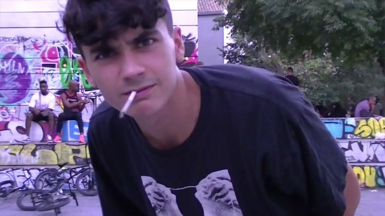 Los locals de Sevilla se pegaron un trip a Barcelona para reventar las plazas de la gran ciudad y regalarnos este edit.<br /><br /><br />Enjoy!