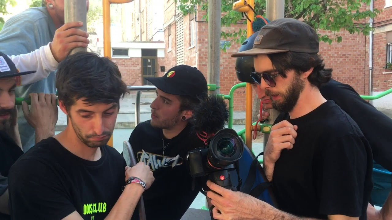 #YOTUVEUNVLOG el único reaaaal en España<br /><br />Mi sexto y último día en Valencia ya sin mis malagueños pero bien acompañado de los chicos de Urbankat y Actionwheels a parte de todos los amigos Valencianos.<br />Si no lo habéis hecho ya os recomiendo ver los días anteriores y coger ganas para el video porque será brutal. Aún queda mucha gente por ir a grabar y segurísimo que lo darán todo igual que nosotros.<br /><br />#DIRTYTRYPS VIDEO PRONTO!!!