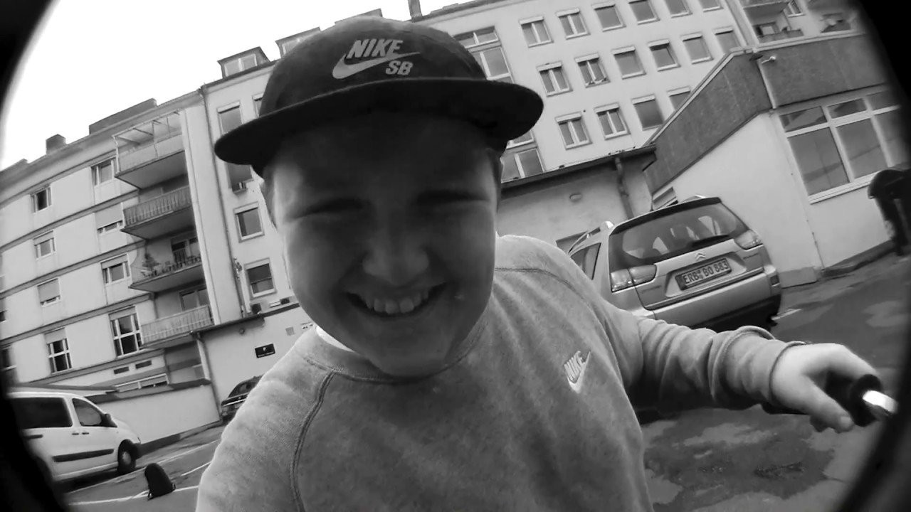 Like y suscribe si quieres ver al Toni montar otra vez!!<br /><br />song: foyone - rap sin corte XXIII