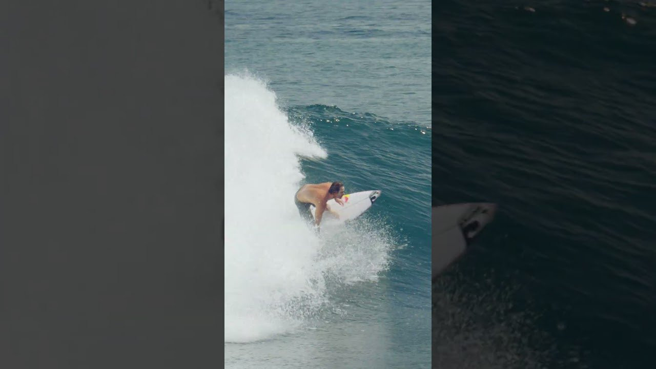 Backhand laps in the Hyperfreak Tech TRVLR Enduro's with @jordysmith88. While we can't guarantee these will make you surf like Jordy, it can't hurt to test the theory. <br /><br />#FirstNameInTheWater #DesignedForTheDestination