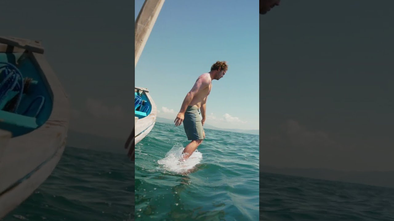 The Hyperfreak Tech TRVLR Enduro 20. This rugged boardshort is ready for the journey ahead. Hyperfreak Pro stretch offers maximum flexibility while the durable Cordura back panel gives extra strength in high-wear areas to extend boardshort life. Tested and Approved by Jordy Smith. <br /><br />#FirstNameInTheWater #DesignedForTheDestination