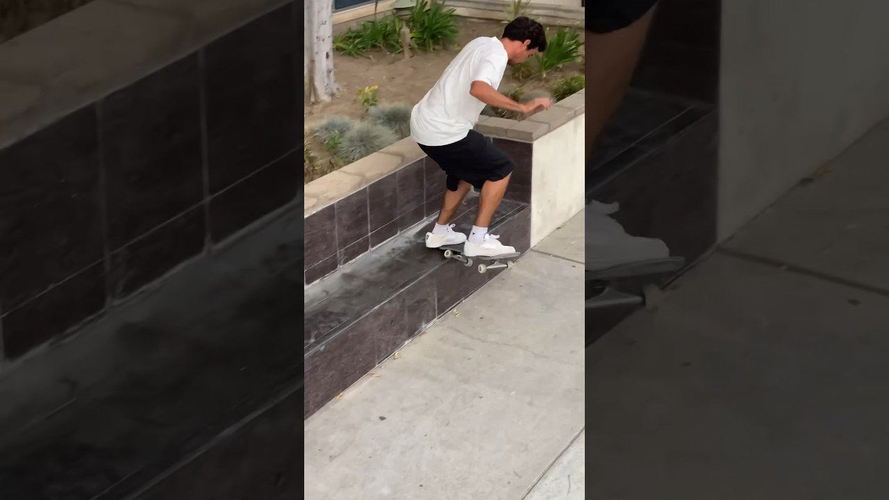 Enjoy the videos and music you love, upload original content, and share it all with friends, family, and the world on YouTube.